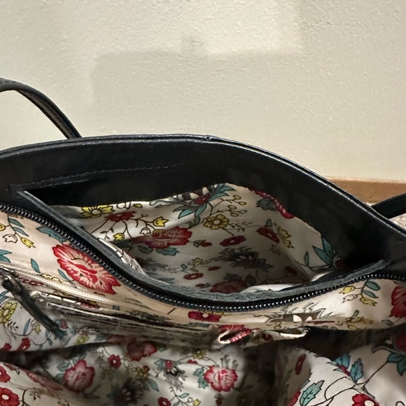 latico Black Leather Bag - Picture 6 of 11